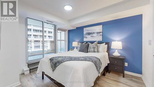 741 - 38 Grand Magazine Street, Toronto (Niagara), ON - Indoor Photo Showing Bedroom