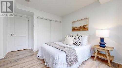 741 - 38 Grand Magazine Street, Toronto (Niagara), ON - Indoor Photo Showing Bedroom