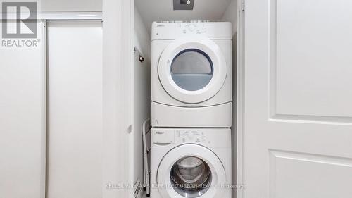 741 - 38 Grand Magazine Street, Toronto (Niagara), ON - Indoor Photo Showing Laundry Room