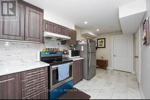 Bsmt - 14 Amaretto Court, Brampton, ON - Indoor Photo Showing Kitchen