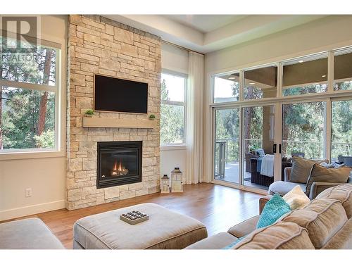 4048 Gallaghers Terrace, Kelowna, BC - Indoor Photo Showing Living Room With Fireplace