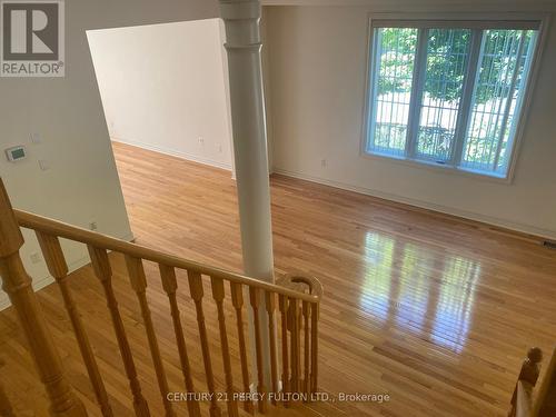 96 Hawkes Drive, Richmond Hill, ON - Indoor Photo Showing Other Room