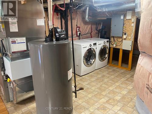 96 Hawkes Drive, Richmond Hill, ON - Indoor Photo Showing Laundry Room