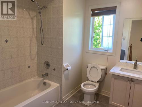 96 Hawkes Drive, Richmond Hill, ON - Indoor Photo Showing Bathroom