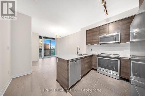 1320 - 5033 Four Springs Avenue S, Mississauga, ON - Indoor Photo Showing Kitchen With Double Sink