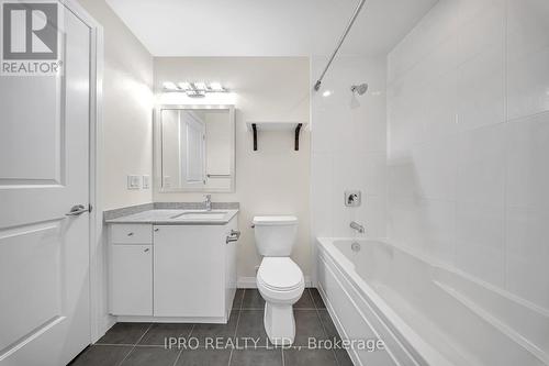 1320 - 5033 Four Springs Avenue S, Mississauga (Hurontario), ON - Indoor Photo Showing Bathroom