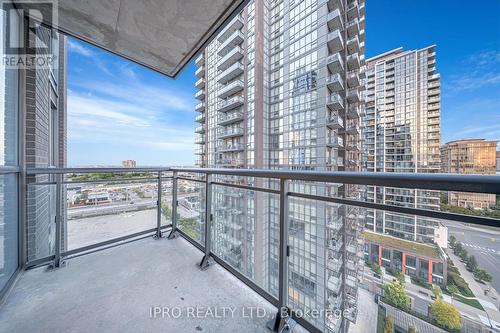 1320 - 5033 Four Springs Avenue S, Mississauga (Hurontario), ON - Outdoor