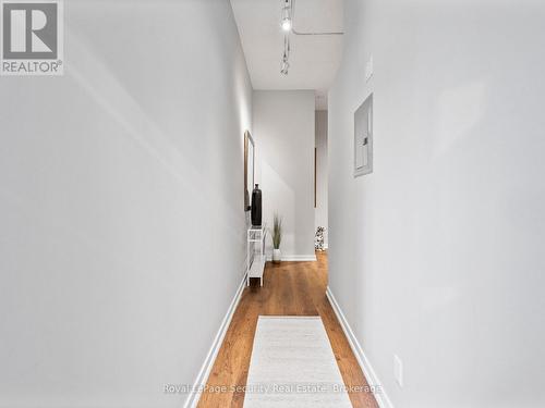 606 - 2 Fieldway Road, Toronto, ON - Indoor Photo Showing Other Room