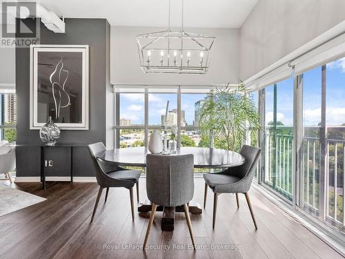 606 - 2 Fieldway Road, Toronto, ON - Indoor Photo Showing Dining Room