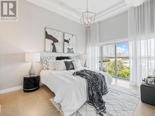 606 - 2 Fieldway Road, Toronto, ON - Indoor Photo Showing Bedroom