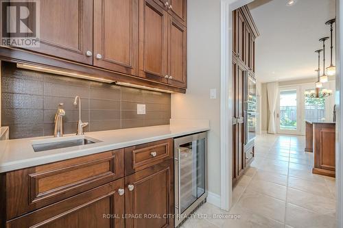 8 Paddison Court, Guelph (Village), ON - Indoor Photo Showing Kitchen