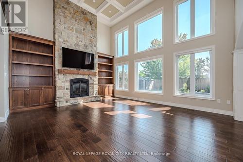 8 Paddison Court, Guelph, ON - Indoor Photo Showing Living Room With Fireplace