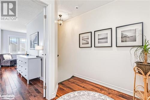 14 Montclair Mews, Collingwood, ON - Indoor