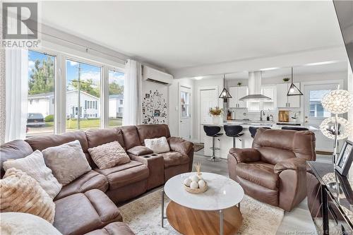 191 Churchill Street, Moncton, NB - Indoor Photo Showing Living Room