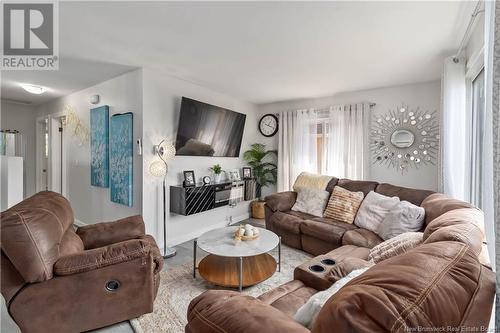 191 Churchill Street, Moncton, NB - Indoor Photo Showing Living Room