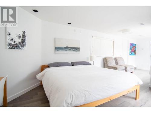 4161 Heroux  Road, Nelson, BC - Indoor Photo Showing Bedroom