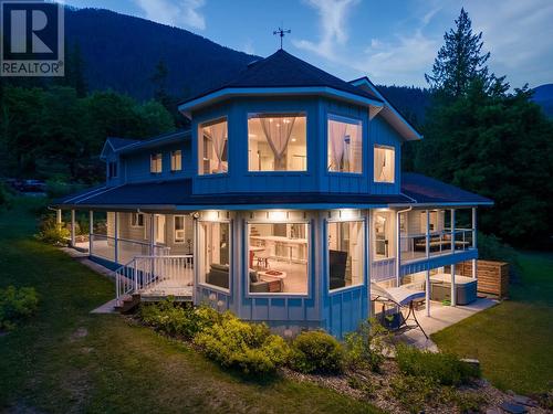 4161 Heroux  Road, Nelson, BC - Outdoor