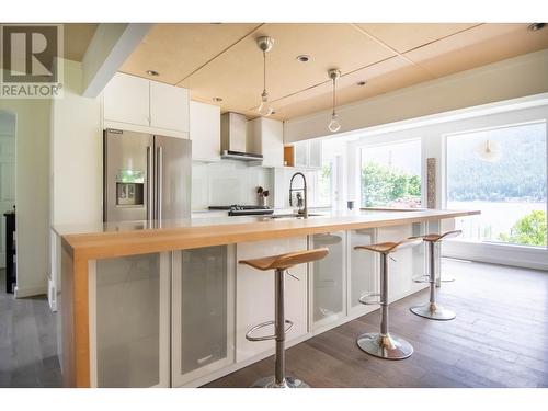 4161 Heroux  Road, Nelson, BC - Indoor Photo Showing Kitchen With Upgraded Kitchen