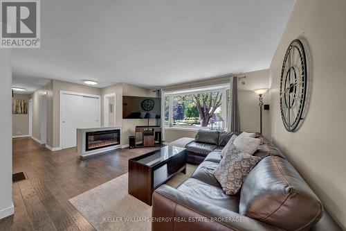 12 Wayne Crescent, Quinte West, ON - Indoor Photo Showing Living Room With Fireplace