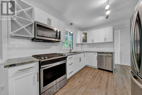 12 Wayne Crescent, Quinte West, ON - Indoor Photo Showing Kitchen