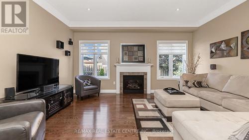 491 Willmott Crescent, Milton (Clarke), ON - Indoor Photo Showing Living Room With Fireplace