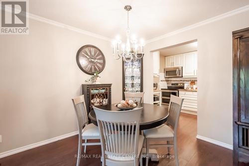 105 - 6 Niagara Street, Grimsby, ON - Indoor Photo Showing Dining Room