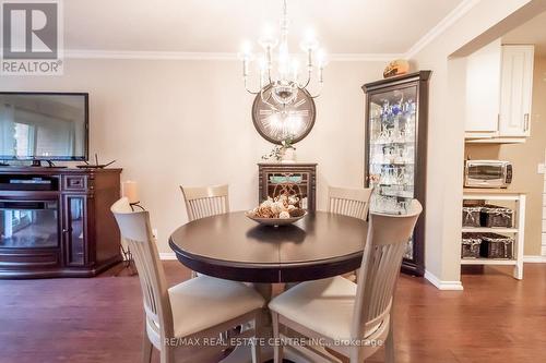 105 - 6 Niagara Street, Grimsby, ON - Indoor Photo Showing Dining Room