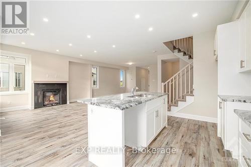 9 Cummings Avenue, Carleton Place, ON - Indoor Photo Showing Kitchen