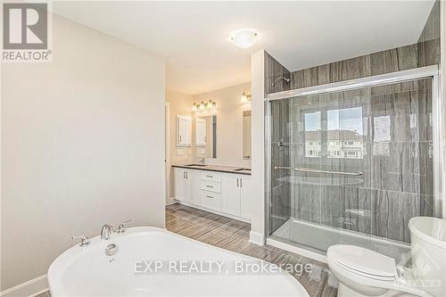 9 Cummings Avenue, Carleton Place, ON - Indoor Photo Showing Bathroom