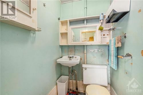 3329 Galetta Side Road, Arnprior, ON - Indoor Photo Showing Bathroom