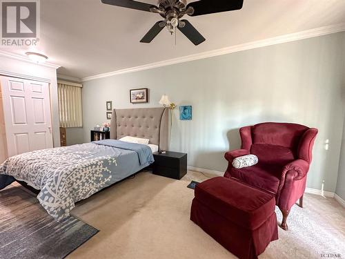 7 Elm St, Iroquois Falls, ON - Indoor Photo Showing Bedroom