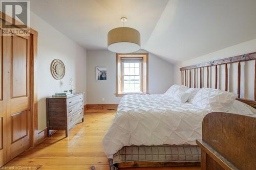 4426 Wilmot Easthope Road, New Hamburg, ON - Indoor Photo Showing Bedroom