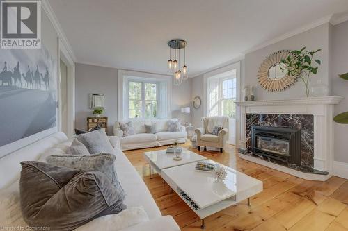 4426 Wilmot Easthope Road, New Hamburg, ON - Indoor Photo Showing Living Room With Fireplace