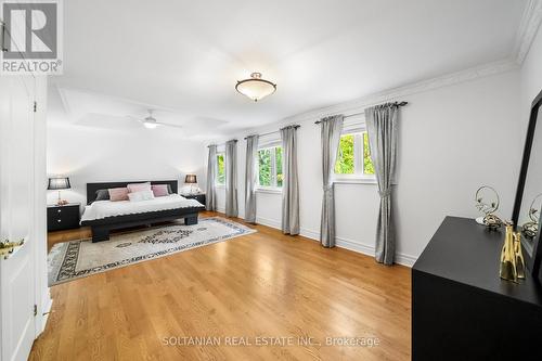 211 Byng Avenue, Toronto (Willowdale East), ON - Indoor Photo Showing Bedroom