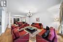 211 Byng Avenue, Toronto (Willowdale East), ON  - Indoor Photo Showing Living Room 