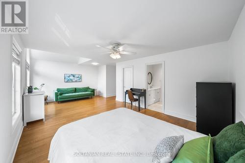 211 Byng Avenue, Toronto (Willowdale East), ON - Indoor Photo Showing Bedroom