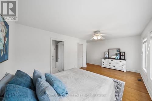 211 Byng Avenue, Toronto (Willowdale East), ON - Indoor Photo Showing Bedroom