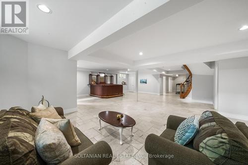 211 Byng Avenue, Toronto (Willowdale East), ON - Indoor Photo Showing Living Room