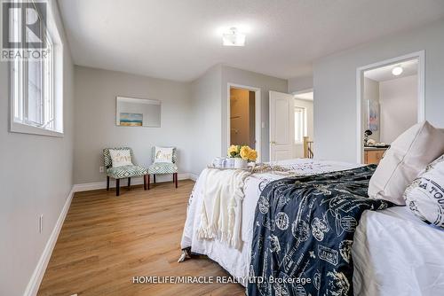 39 Tozer Crescent, Ajax, ON - Indoor Photo Showing Bedroom