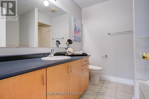 39 Tozer Crescent, Ajax, ON - Indoor Photo Showing Bathroom