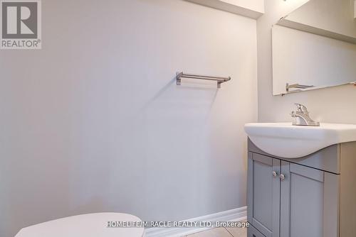 39 Tozer Crescent, Ajax, ON - Indoor Photo Showing Bathroom