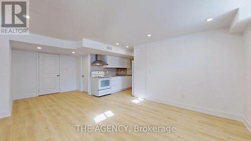 Bsmt - 19 Faimira Avenue, Georgina (Keswick North), ON - Indoor Photo Showing Kitchen