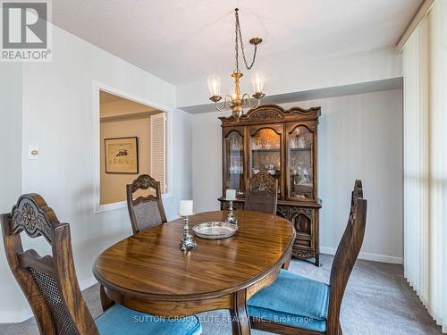 1703 - 1580 Mississauga Valley Boulevard, Mississauga, ON - Indoor Photo Showing Dining Room