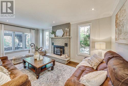 81 Blackcreek Trail, Clarington (Courtice), ON - Indoor Photo Showing Living Room With Fireplace