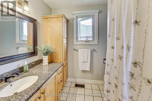 81 Blackcreek Trail, Clarington (Courtice), ON - Indoor Photo Showing Bathroom