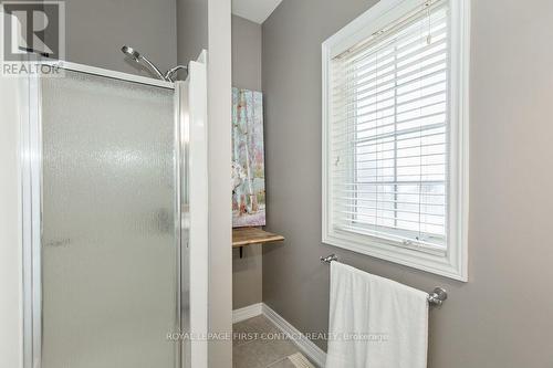 31 Vanderpost Crescent, Essa (Thornton), ON - Indoor Photo Showing Bathroom