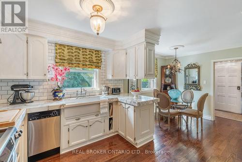 143 Dudley Avenue, Markham, ON - Indoor Photo Showing Kitchen