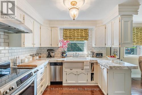 143 Dudley Avenue, Markham (Thornhill), ON - Indoor Photo Showing Kitchen