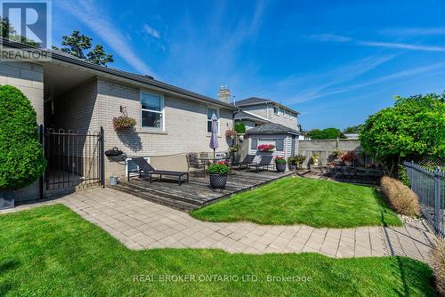 143 Dudley Avenue, Markham (Thornhill), ON - Outdoor