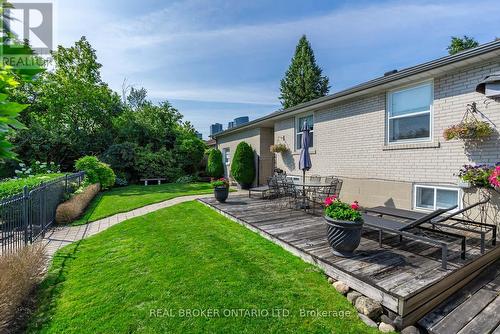 143 Dudley Avenue, Markham (Thornhill), ON - Outdoor With Exterior